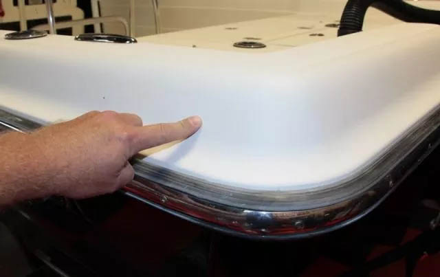 膠衣的耐水性、耐候性、批次間質(zhì)量穩(wěn)定性等等都直接決定了它自身的品質(zhì)